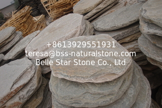 China Natural Oyster Stepping Stone Slate Stepping Pavements Quartzite Garden Paving Round Stone supplier